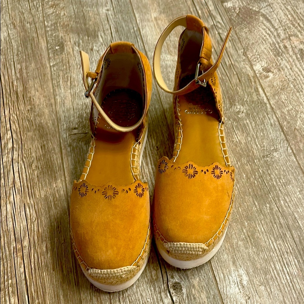 Vince Camuto Women's Tan Leather Ankle Strap Eyelet trim espadrille shoes Sz 9